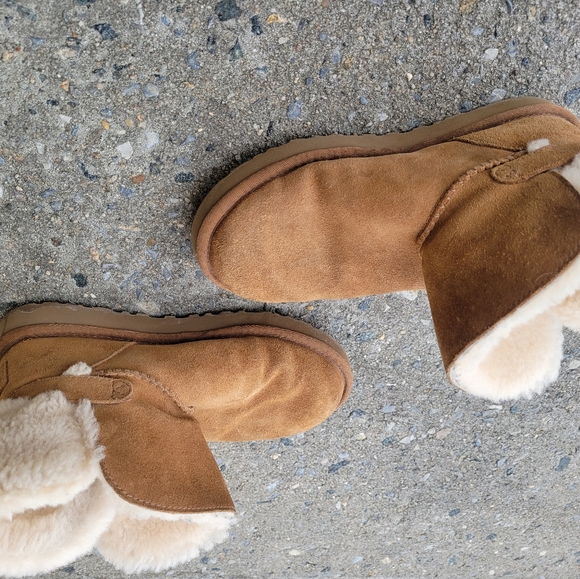 Size 6 ankle ugg boots - Picture 5 of 7